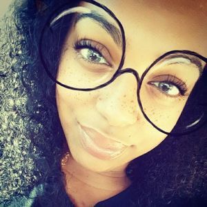 Meet your Posher, Jocelyn